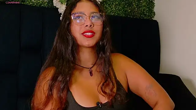 Snapshot of AnnaSmiles chatting on 05/29/26, 03:21 AnnaSmiles online show from 05/29/26, 03:21