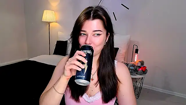 a dorable online show from 06/12/26, 11:20