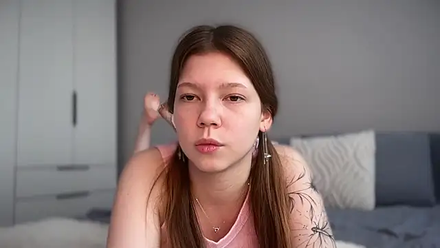 karalinhks online show from 02/01/26, 08:46