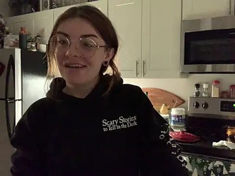 Intothewoodswego online show from 01/19/26, 01:42