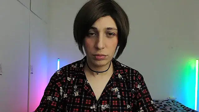 HoneyValentine online show from 02/16/26, 07:43