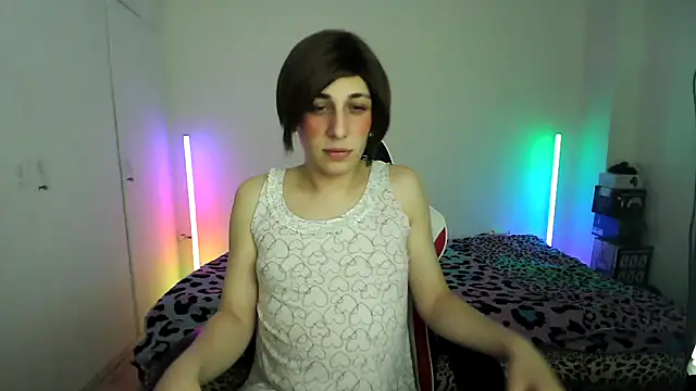 HoneyValentine online show from 04/10/26, 04:23