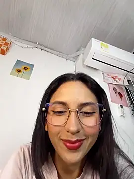 FrierenHot online show from 03/17/26, 06:39