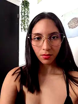 FrierenHot online show from 05/11/26, 09:12