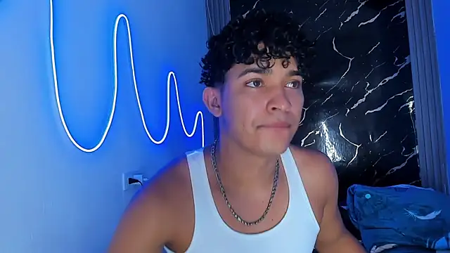 jamescurly00 online show from 01/11/26, 02:05