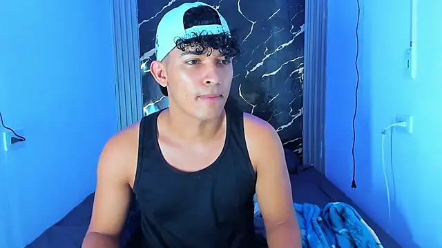 jamescurly00 online show from 02/06/26, 07:23