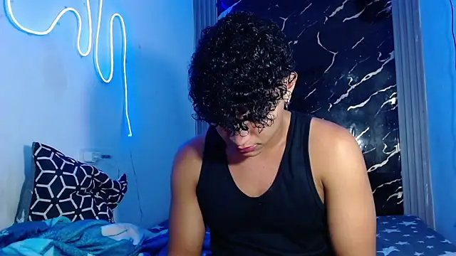 jamescurly00 online show from 03/13/26, 07:59