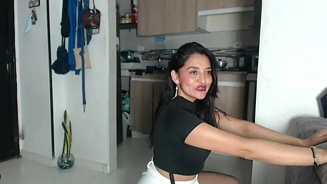 samanta xi online show from 03/06/26, 07:16