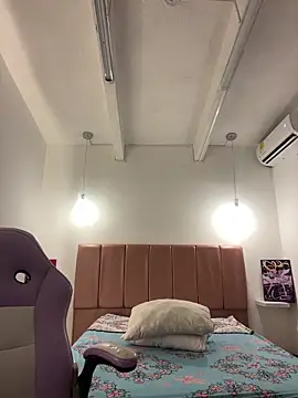 Iamcami  online show from 03/02/26, 06:59