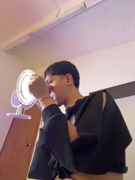 Iamcami  online show from 03/05/26, 06:59