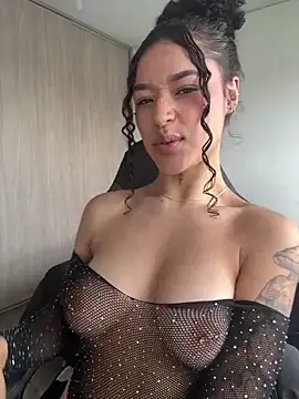 crystal dlun online show from 02/12/26, 02:34