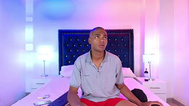 Cristal and luke online show from 06/05/26, 03:46