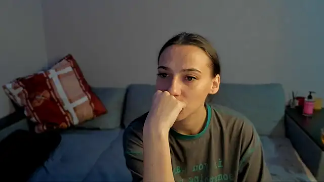 AnnaMized online show from 02/12/26, 01:28