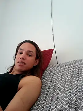 ofjuliaa online show from 02/09/26, 03:49