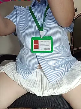Lyna sexy24 online show from 06/06/26, 09:03