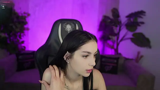 Mila Rose054 online show from 02/08/26, 11:24