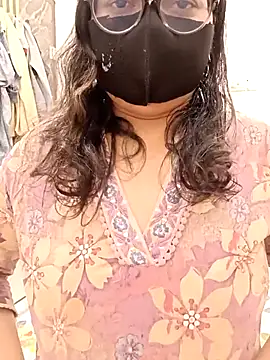 piryasharma005 online show from 01/11/26, 11:37