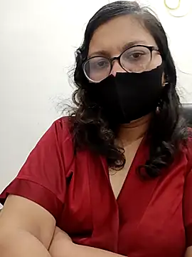 piryasharma005 online show from 01/13/26, 09:42