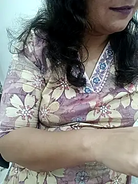 piryasharma005 online show from 01/31/26, 07:34