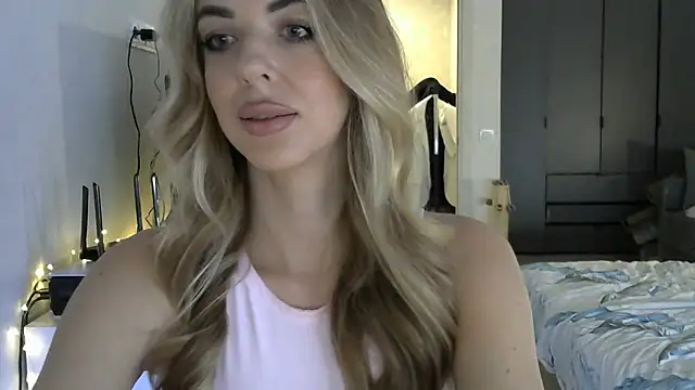 LizaSweetyq online show from 02/24/26, 10:02