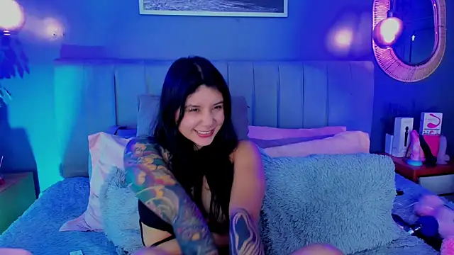 Snapshot of Nathalia_stone_ chatting on 07/17/26, 12:12 Nathalia stone online show from 07/17/26, 12:12