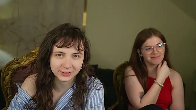 Snapshot of Orly_flame chatting on 03/12/26, 03:40 Orly flame online show from 03/12/26, 03:40