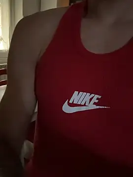 Snapshot of re4lbab1 chatting on 04/14/26, 07:03 re4lbab1 online show from 04/14/26, 07:03