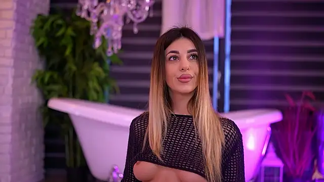 ItsIvyLicious online show from 02/16/26, 05:47