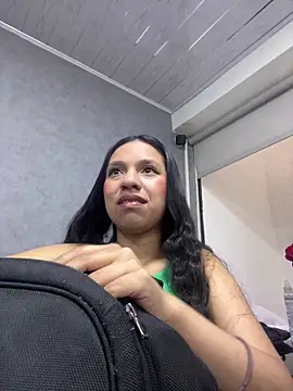 DulceRouss  online show from 03/10/26, 11:48