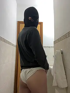 petiteyanel online show from 03/08/26, 10:41