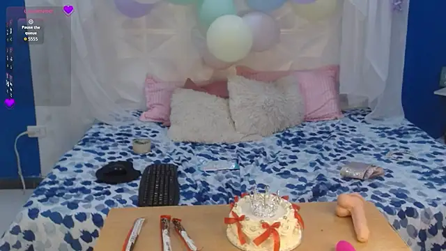 Snapshot of esmeralda_cuisman chatting on 03/01/26, 11:56 esmeralda cuisman online show from 03/01/26, 11:56