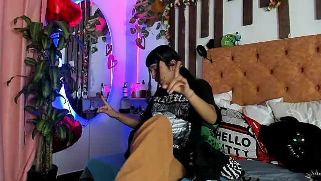 MeowMota  online show from 02/26/26, 07:02