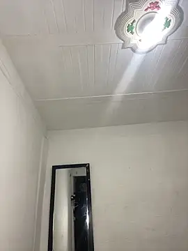 Snapshot of NataliaMillers chatting on 02/21/26, 05:52 NataliaMillers online show from 02/21/26, 05:52