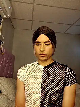 Snapshot of sammyhil chatting on 02/06/26, 10:24 sammyhil online show from 02/06/26, 10:24