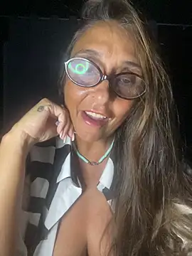 Snapshot of Annalua73 chatting on 03/13/26, 11:33 Annalua73 online show from 03/13/26, 11:33