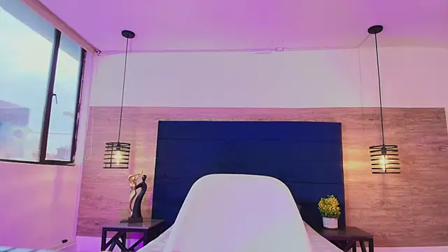 Ellie-Alves online show from 04/06/26, 03:13