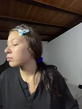 Kitty20205 online show from 04/14/26, 01:22