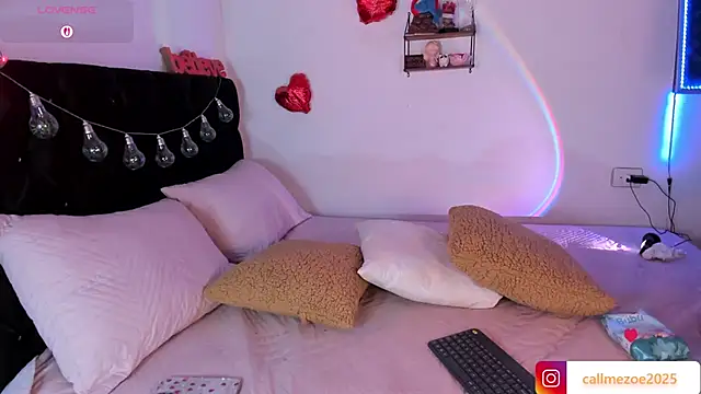 Snapshot of zoe_siren chatting on 02/20/26, 12:29 zoe siren online show from 02/20/26, 12:29