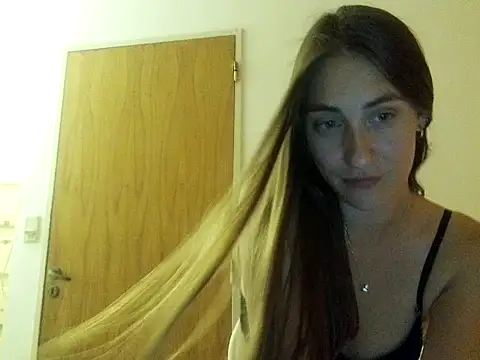 Noracherry online show from 02/13/26, 01:34