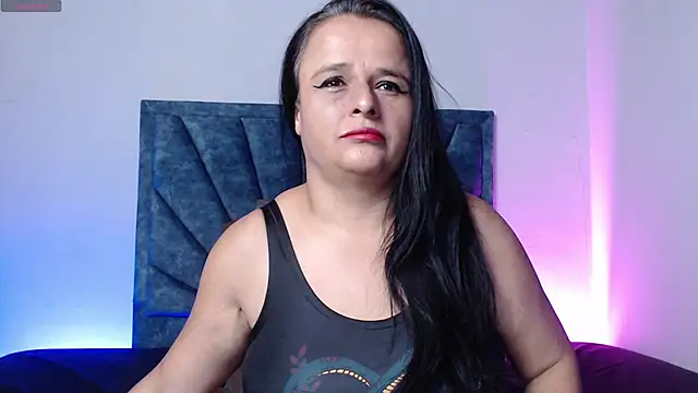 Snapshot of AliciaReby chatting on 07/22/26, 11:07 AliciaReby online show from 07/22/26, 11:07