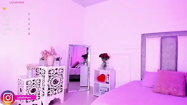 Leilafisherr online show from 03/04/26, 09:10