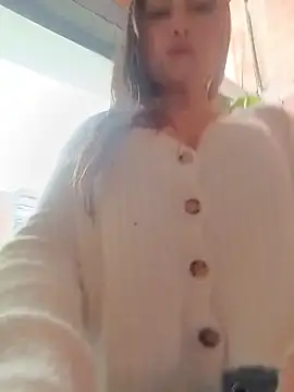 Alejandra N online show from 04/07/26, 03:01