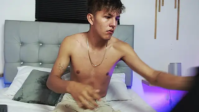 Snapshot of johnny_blake_ chatting on 01/12/26, 09:31 johnny blake online show from 01/12/26, 09:31