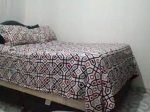 Snapshot of johnny_blake_ chatting on 02/04/26, 04:07 johnny blake online show from 02/04/26, 04:07