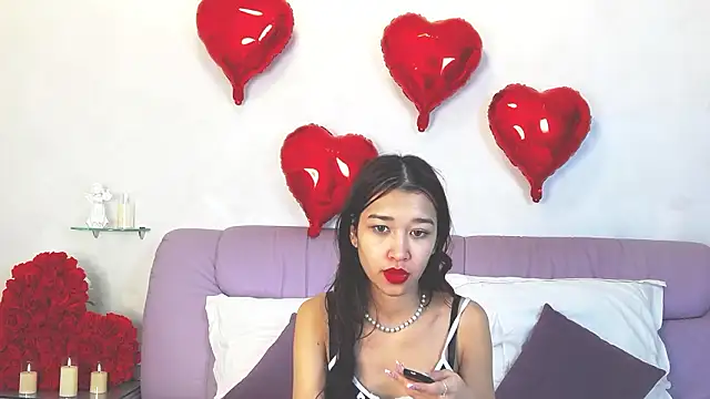 ChloeRosen online show from 02/09/26, 08:02