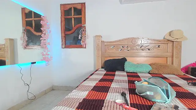 bratz glloe online show from 03/31/26, 02:46