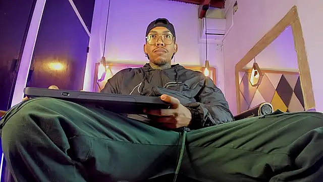 ThiagoBerry online show from 03/05/26, 12:12