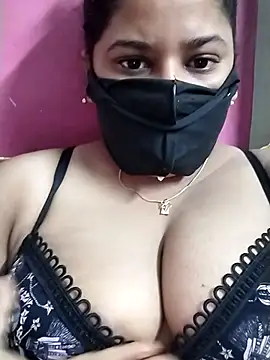 pinkisaha75 online show from 04/16/26, 12:44