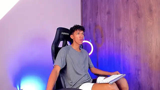 neitan miller  online show from 02/24/26, 04:16