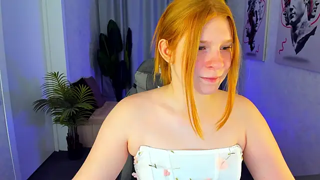 Snapshot of Sally_Ange1 chatting on 04/25/26, 09:23 Sally Ange1 online show from 04/25/26, 09:23